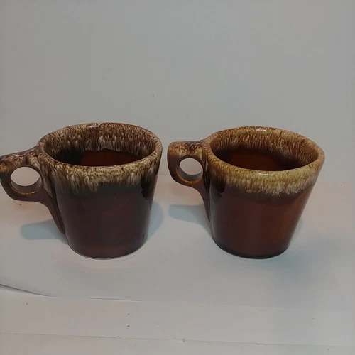Vtg Hull Pottery O Handle (Set of 2) Coffee Mugs Cup Oven Proof Brown Drip USA