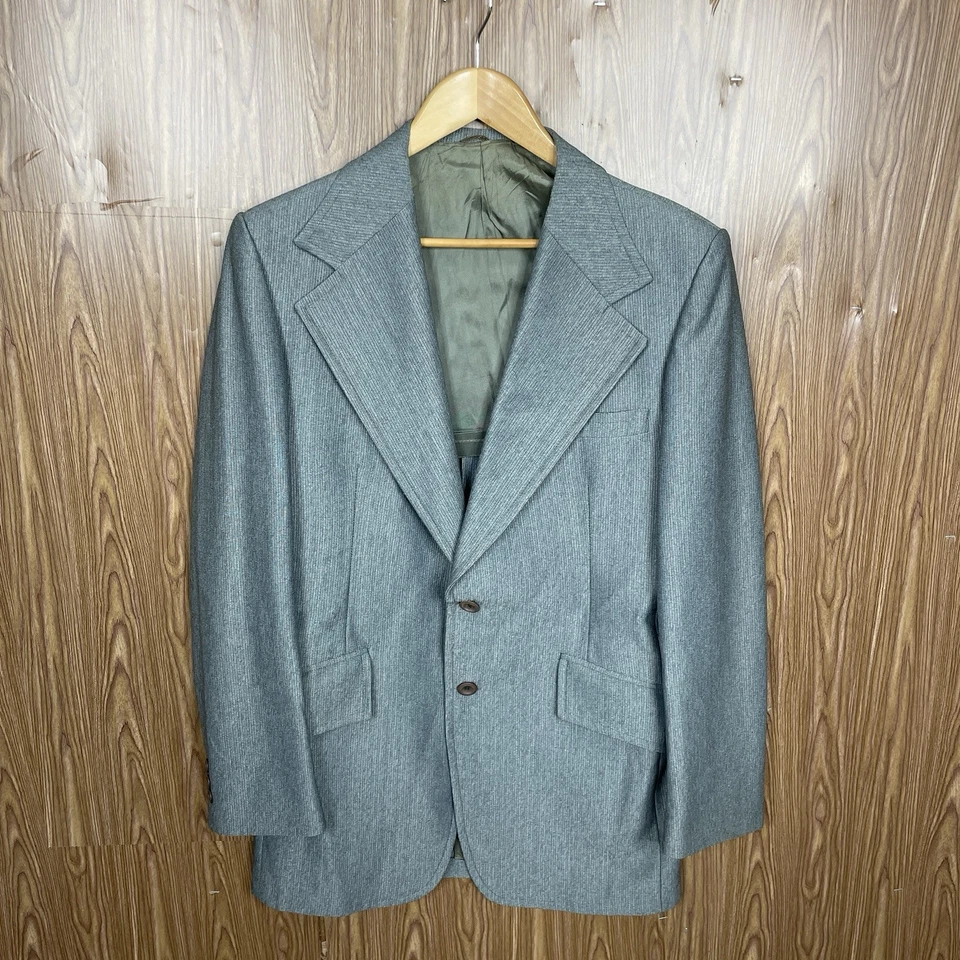 Traje De Colección Años 60 Hecho en EE. UU. 3 Piezas Para Hombre 36L 30x32 Gris Poliéster Sólido Foto 2 de 4