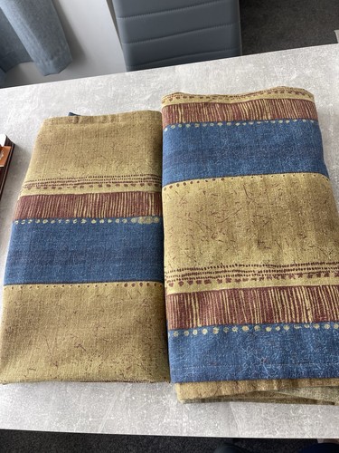 Handmade Bespoke Curtains - Picture 2 of 3