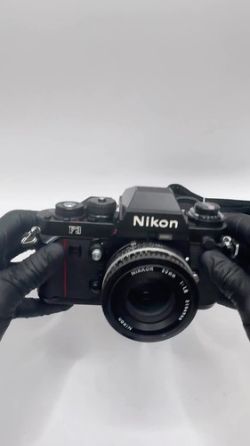 [NEUWERTIG] Nikon F3 Eye Level analoge Spiegelreflexkamera 35 mm Ai-s 50 mm f1,8 Objektiv aus JAPAN - Video 1 von 1