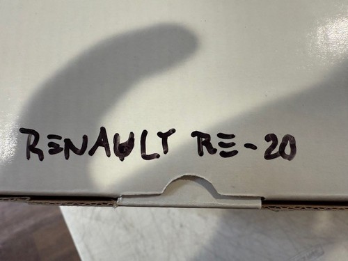 1. 18 DIECAST EXOTO RENAULT RE 20 FORMULA 1 RACE CAR FULLY DETAILED. - Picture 7 of 7