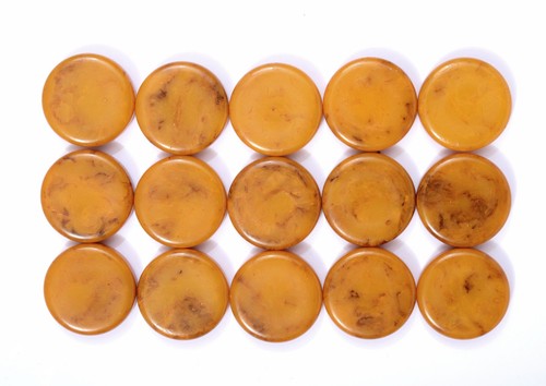 30 Pieces Bakelite Backgammon Checkers Butterscotch and Mocha Swirl 1.45" - Picture 2 of 14