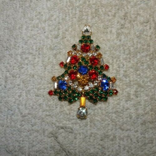 VINTAGE UNSIGNED STUNNING CHRISTMAS TREE RHINESTO