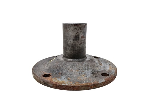 Cushman 3-Speed Manual Transmission Front Input Shaft Bearing Retainer Cover #2 - Picture 6 of 9