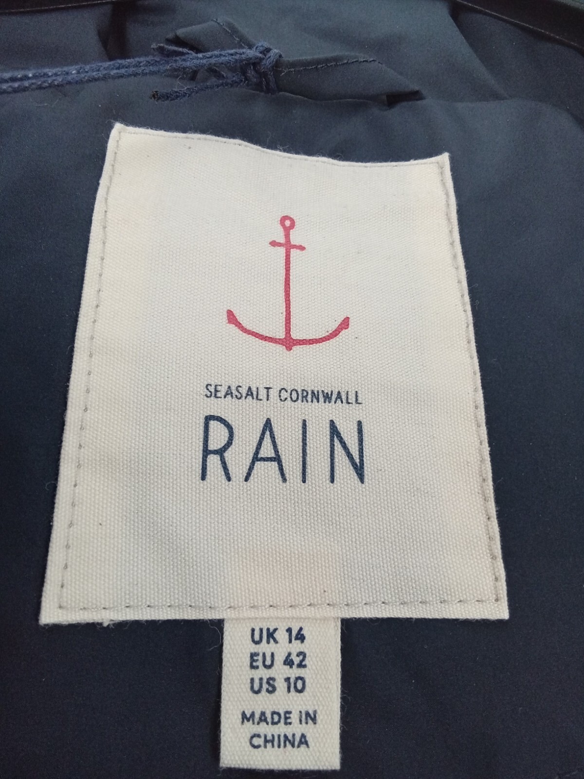 Seasalt Quilted Waterproof Long Coat Size 14 Navy Hooded Snap Closure