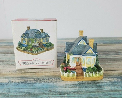 Liberty Falls - Edificio Frontier Village - Práctica casa de Andy Malloy - AH128 - Imagen 1 de 12