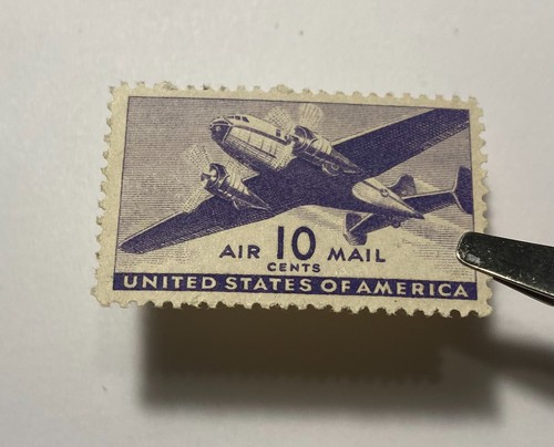 Rare - 1941 U.S. Air Mail Transport 10 Cents Stamp Violet Mint Light Hinged OG. - 第 3/16 張圖片