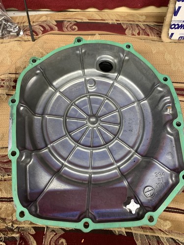 1997-2003 97 03 Honda CBR1100 Blackbird Clutch Cover w gasket kit - Picture 11 of 13