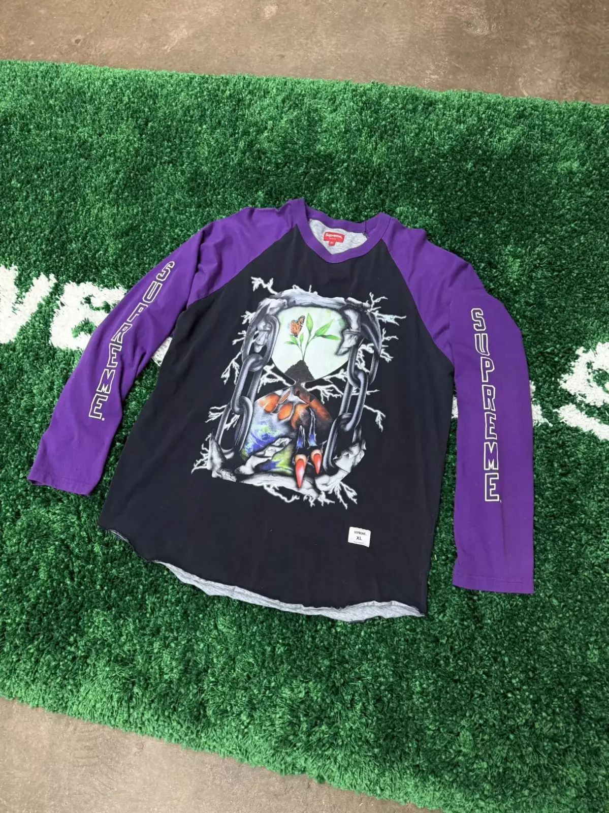 Haut à manches longues Supreme Sablier Raglan taille XL noir violet