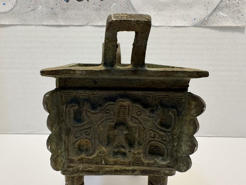Ancient Chinese Bronze Dragon Incense Burner Ding Statue - Picture 13 of 20