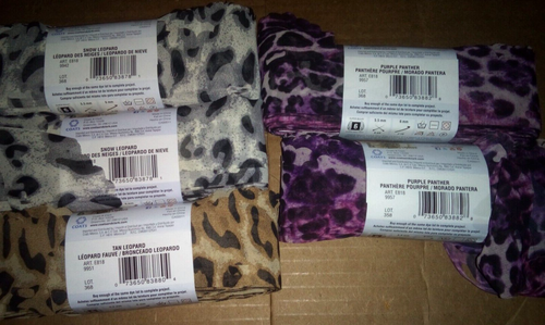 Lot of 5 NOS RED HEART Boutique Sassy Fabrics Leopard Panther YARNS SKEINS - Picture 2 of 5