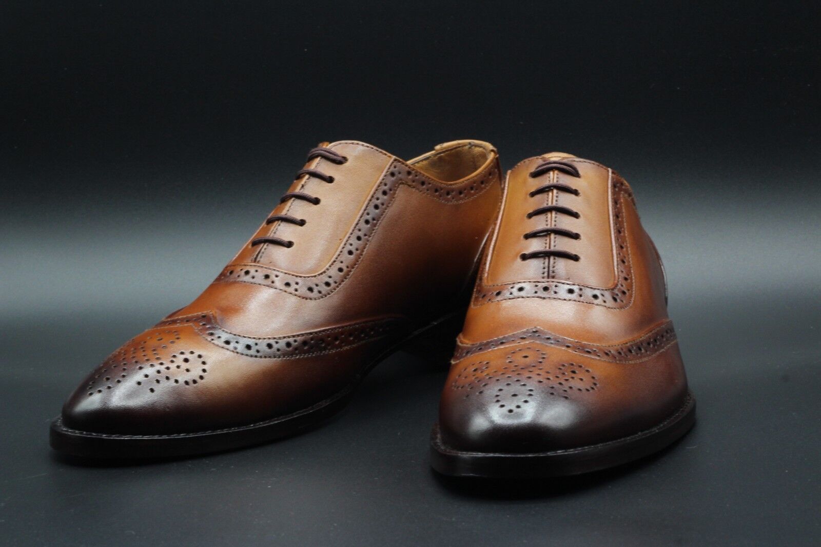 Men Bespoke Handmade Genuine Tan Leather Lace-Up Oxford Brogue Wingtip schuhe Men Bespoke Handmade Genuine Tan Leather Lace-Up Oxford Brogue Wingtip schuhe