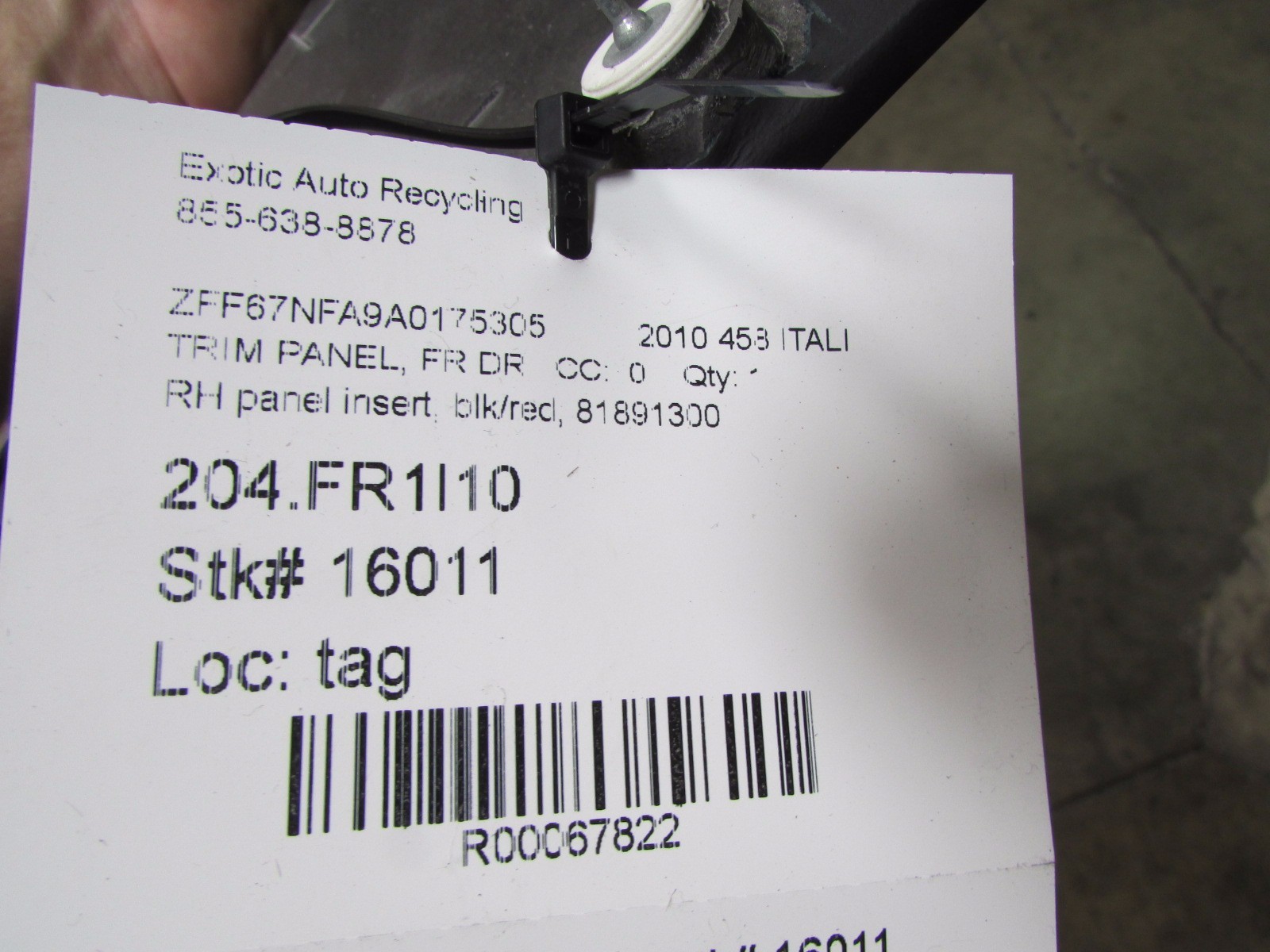Ferrari 458 Italia, RH, Right Door Trim Panel, Black, Ctr Panel, Used, 81891300