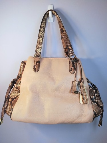G.I.L.I. Blush Pink Pebbled Leather & Snake Shopper Tassel Venzia Shoulder Bag