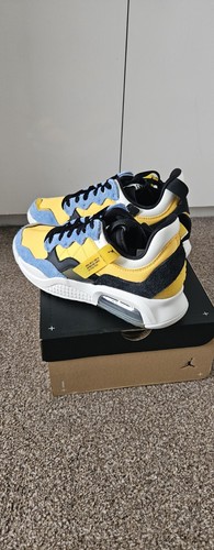 Jordan MA2 University Gold - UK7.5 - Picture 4 of 6