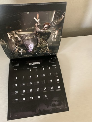 Resident Evil 5 2009 12 mesi calendario promozionale Capcom Piggyback RE5 Chris Redfield - Foto 22 di 24
