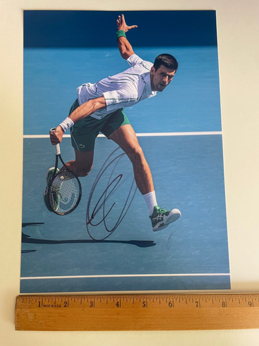 Foto de tenis Novak Djokovic autógrafo firmado a mano - foto de 8" x 12" con certificado de autenticidad - Imagen 3 de 6