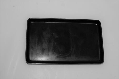 82-8091 84-15630 82-9003 68-4597 TRIUMPH BSA BATTERY TRAY MAT 650 750 T120 T140 - Imagen 2 de 2