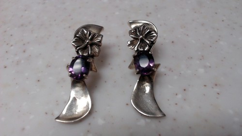 1.5" Earrings Sterling Silver Amethyst Floral - Picture 3 of 4