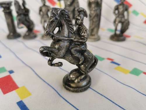 Vintage Heavy Metal Greek Roman Chess Pieces 10cm 278g - Picture 16 of 23