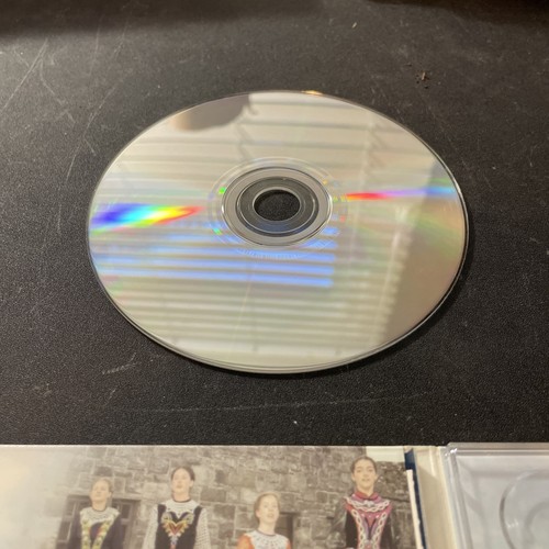 One World by John Tesh CD 1999 Good Condition - Picture 4 of 5