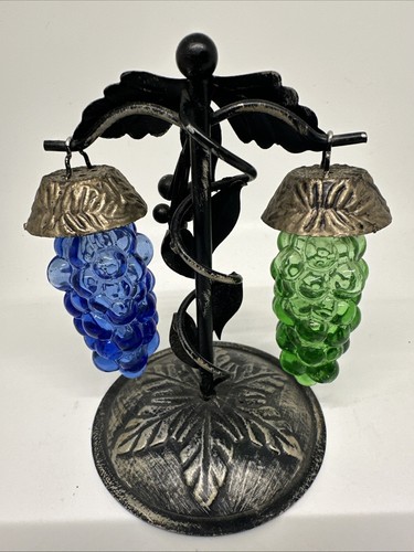 Juego de 3 piezas cocteleras colgantes de sal/pimienta de uva MCM de vidrio de colección con soporte de metal envejecido - Imagen 4 de 17