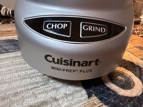 Cuisinart Mini-Prep Plus Food Processor Chopper, Silver Color: CGC-2 *TESTED!* - Picture 4 of 12