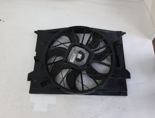 Moteur du ventilateur du radiateur Mercedes E Klasse S 211 gasoline 70134