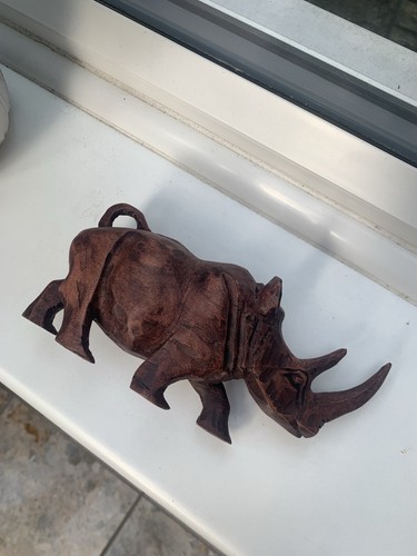 Vintage Hand Carved Wooden Rhino 19cm long - Picture 6 of 7