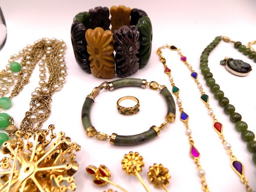 Vintage Jewelry Lot Jade Julianna Rivoli Lucite Necklaces Earrings Brooches 18pc - Picture 20 of 20
