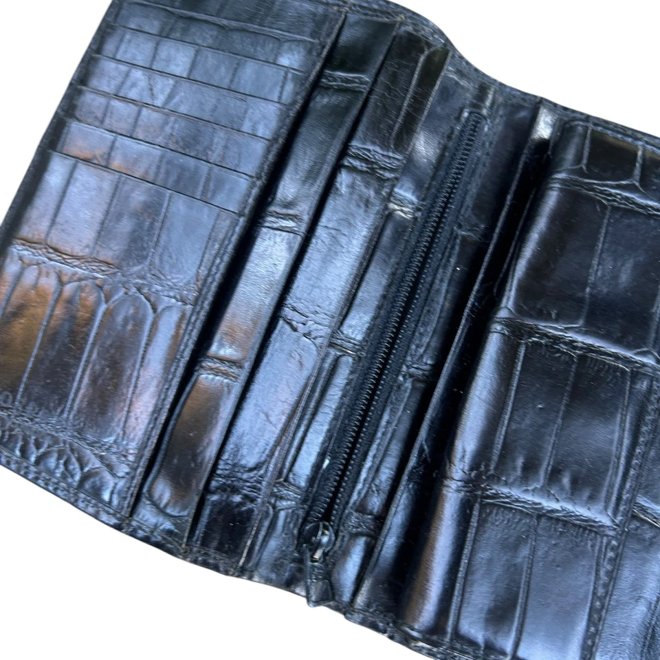 Cartera Osprey London Vintage Negra Simulada Cuero Repujado Doble Plegable Foto 2 de 4