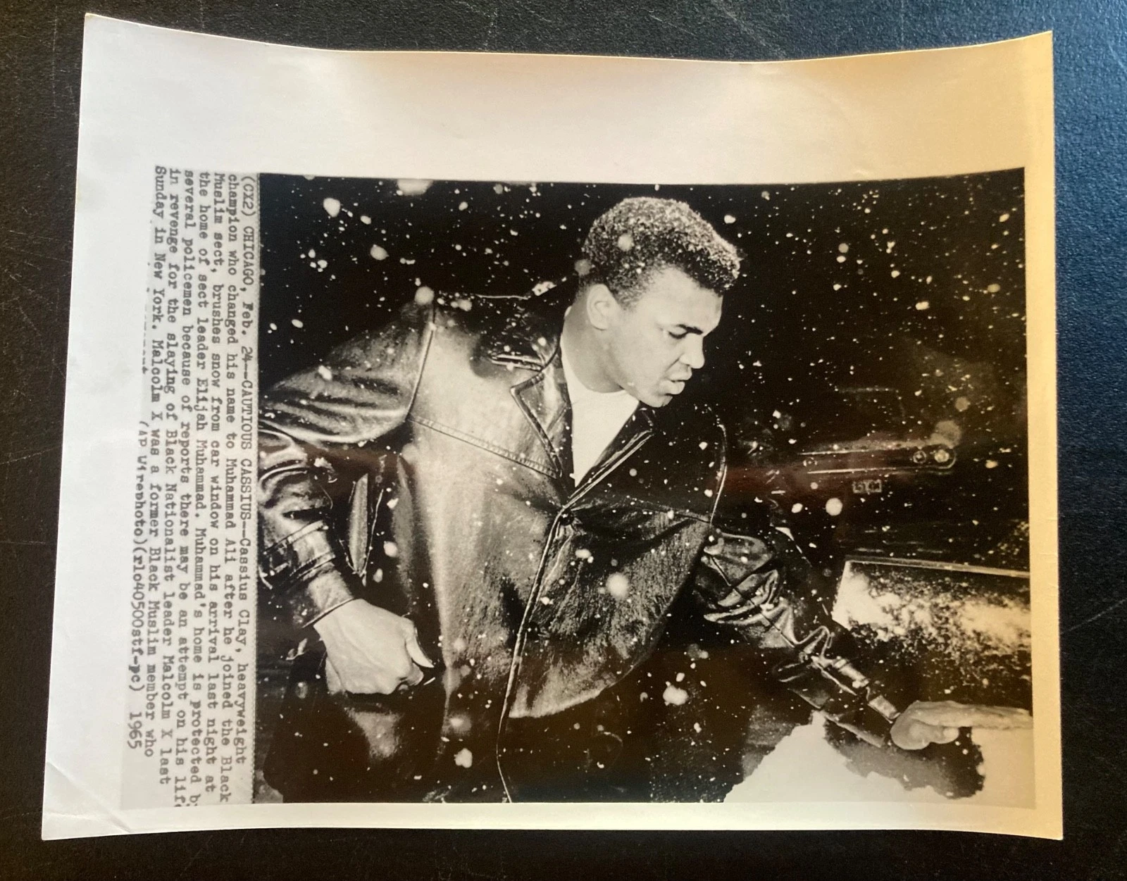 Muhammad Ali / Cassius Clay Wire Photo - Picture 1 of 2