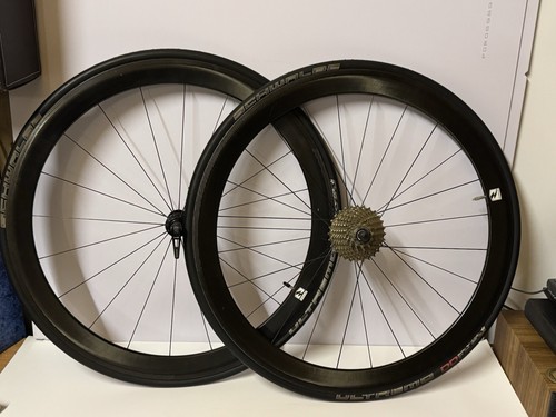 reynolds carbon wheelset 11 s Shimano +Tyres