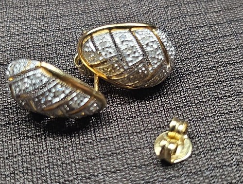 14 karat yellow gold earrings, with clear stones, post clasp (42SE) - Picture 11 of 12