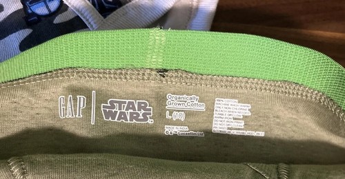 GAP KIDS BOYS ORGANIC BRIEFS UNDERWEAR 4 PACK SIZE L STAR WARS YODA NEW - Picture 3 of 6