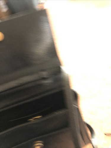 VICENZA leather and gold hardware handbag 9” x 8” NEVER WORN - Picture 9 of 12