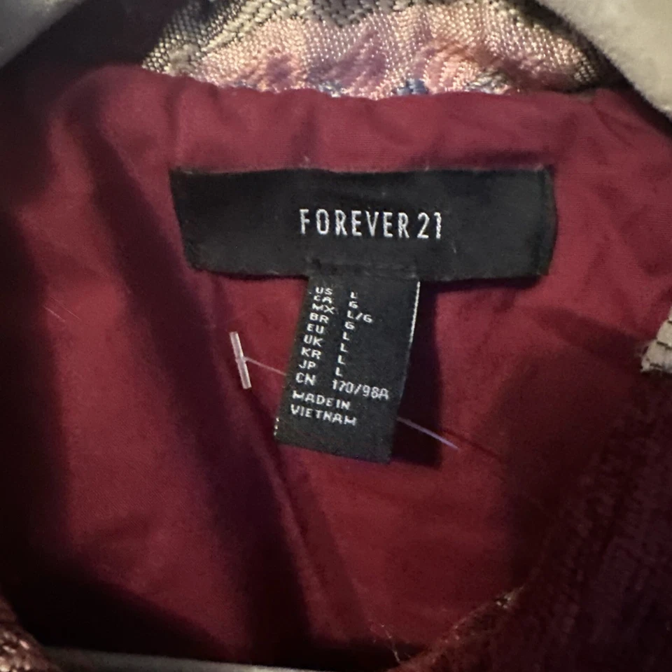 Chaqueta floral Forever 21 para mujer talla Lg Foto 2 de 4