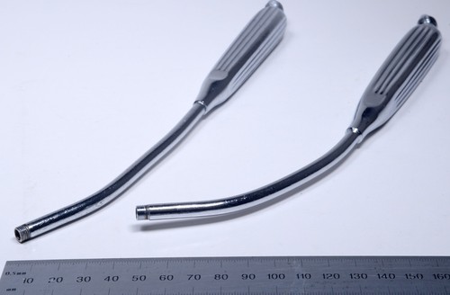 2x Yankauer Suction Tube 10