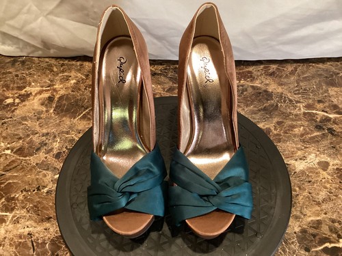 Qupid Silk Camel/Dark Green Pump Women’s Heels Size. 7.5 - Picture 4 of 13