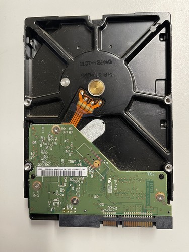 Western Digital Caviar Blue 640GB Internal 7200RPM 3.5" WD6400AAKS PC Hard Drive - Picture 2 of 2