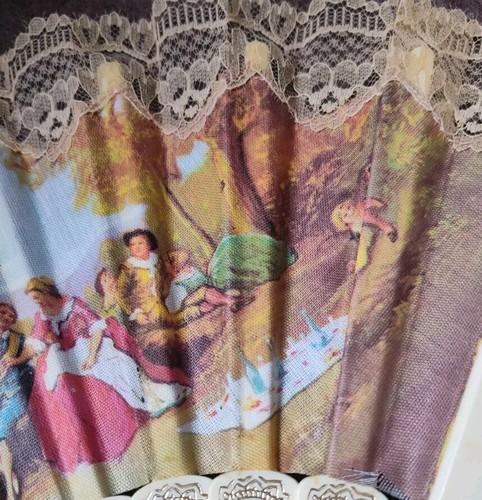 Vintage Fabric Lace Victorian Colonial Scene Hand-Held Folding Ladies 18" Fan - Picture 5 of 10