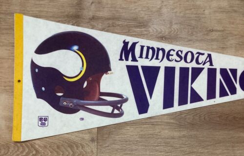 Minnesota Vikings Vintage NFL Football 1980's 30" Pennant Two Bar Helmet Full - Picture 2 of 4
