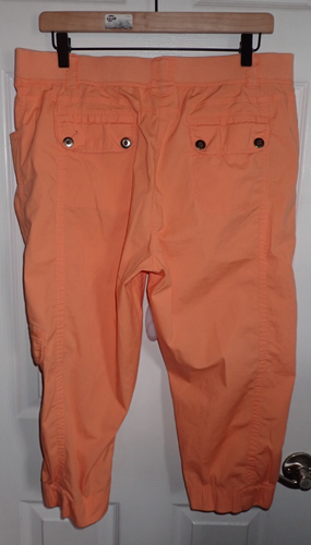 Pantaloni Capri Chico's taglia 2 (taglia 12 large) arancione chiaro tasca cargo - Foto 4 di 7
