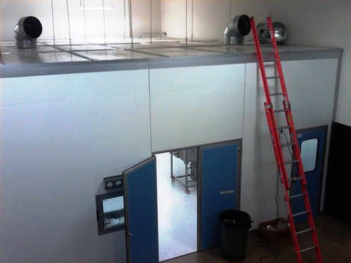 Slightly USED 600 ft2 modular clean room class 1,000   100,000 / ISO 6 - ISO 8 - Picture 5 of 13