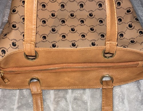 GLORIA VANDERBILT TOTE BAG/PURSE WITH WALLET/CLUTCH BEIGE/TAN - Picture 5 of 11