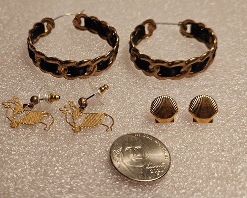 3 schöne goldfarbene Ohrringe Hundeform Muschelform Schleife und Bandstil - Bild 5 von 5