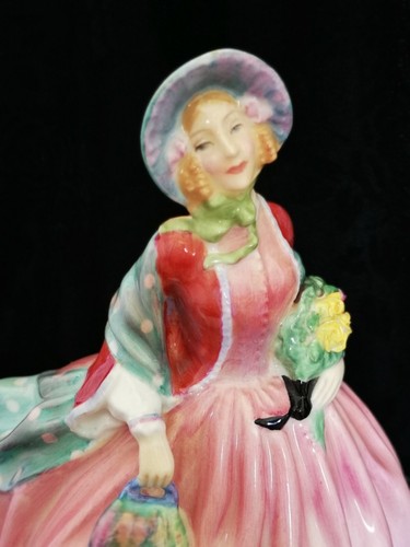 Royal Doulton Figurine “Honey” HN1909–Retired 1939–1949–Rare–7”–L. Harradine - Picture 5 of 6