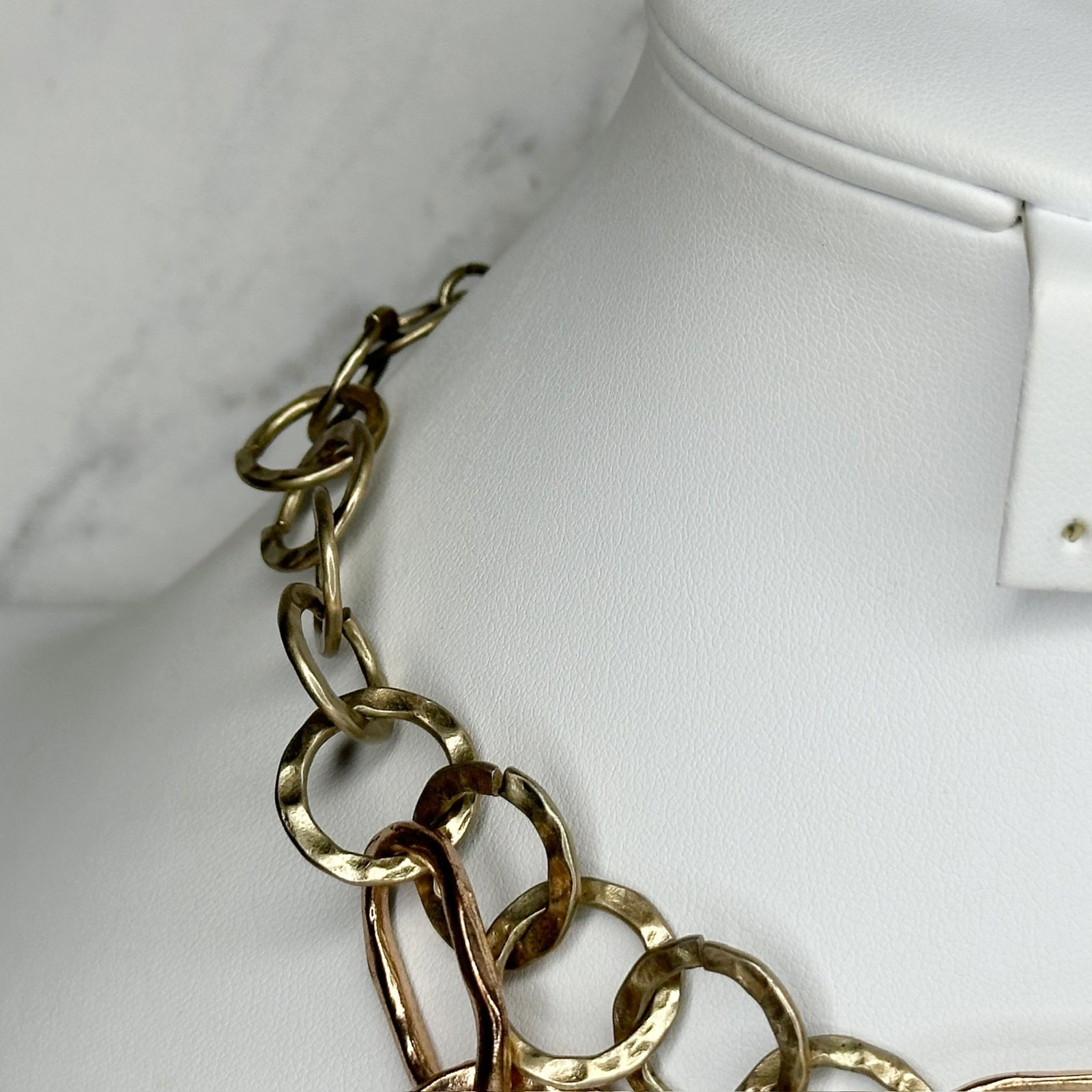 Chicos Hammered Chain Link Statement Necklace Gol… - image 4