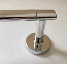 Delta 74218 Altado 18" Towel Bar, Chrome
