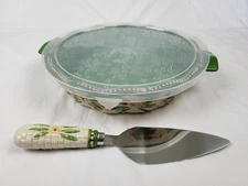 Temp-tations Old World Green Basketweave 9" Pie Plate Handles w/Lid & Pie Server